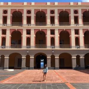 Meet your Posher, Yolimar